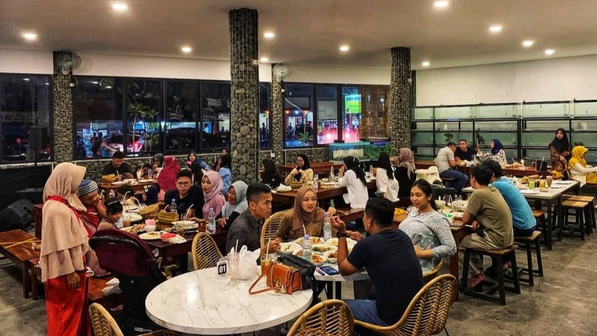 Ayam Dadar Bandung Cilacap: Nikmati Kelezatan Tanpa Harus ke Bandung!